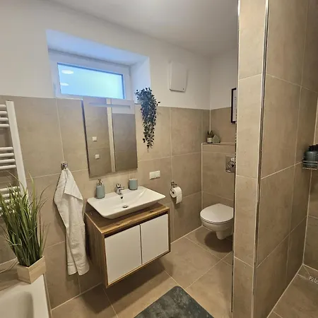 Fassboden - Vinokat Living Апартаменты Kirrweiler (Sudliche Weinstrasse)