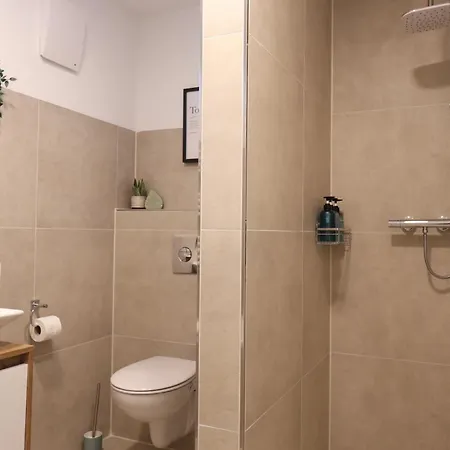 Fassboden - Vinokat Living Апартаменты Kirrweiler (Sudliche Weinstrasse)